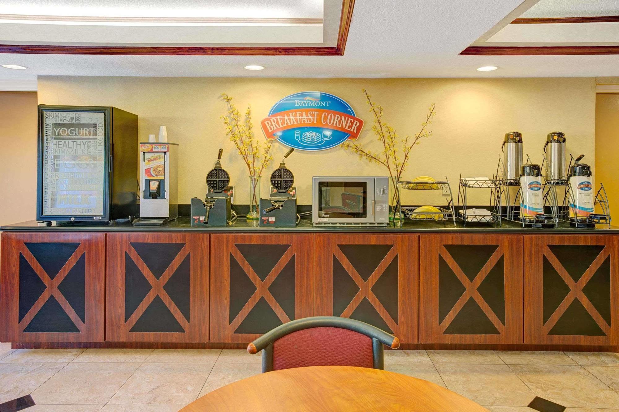 Garnet Inn & Suites Орландо Экстерьер фото